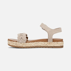 Neila Sandal