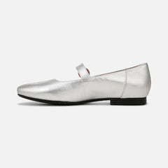 Kelly Mary Jane Flat