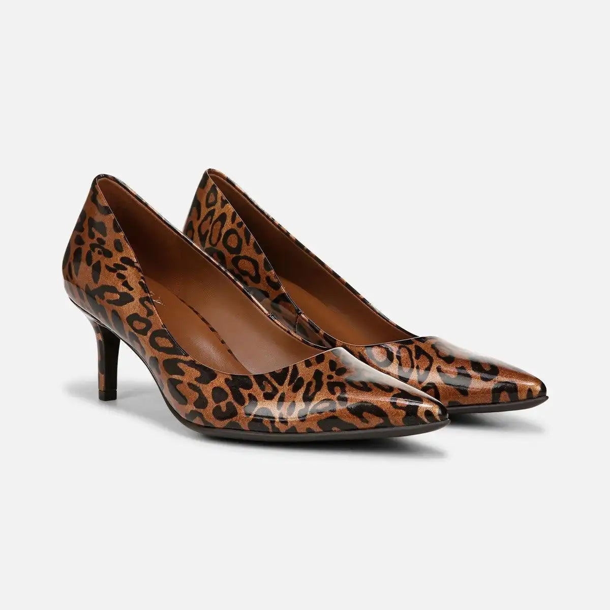 Everly Pump