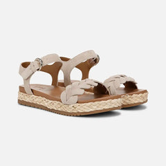 Neila Sandal