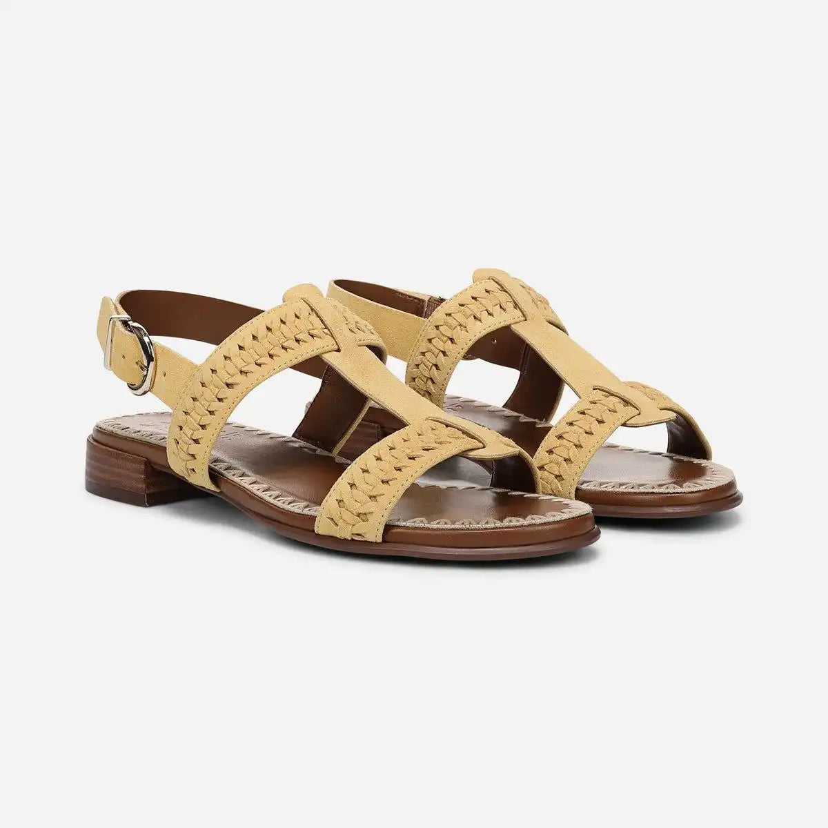 Nia Sandal