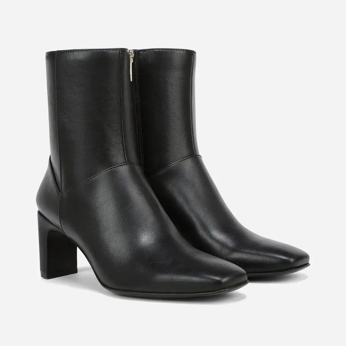 Nona-Bootie Short Boot