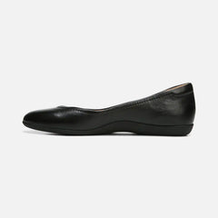 Vivienne Flat
